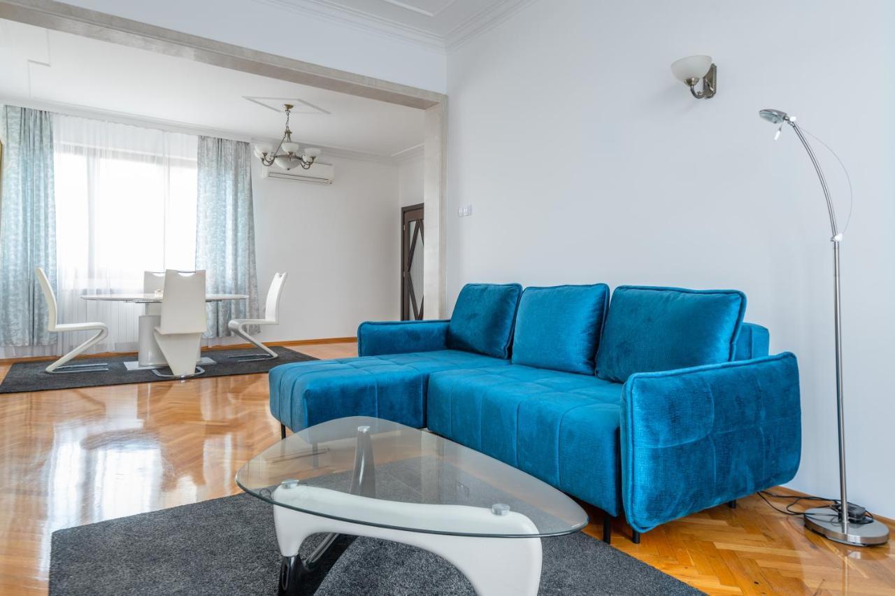 Vitosha Str 2Bd White & Blue Apt By Flat Mаnager Sofia Exterior photo